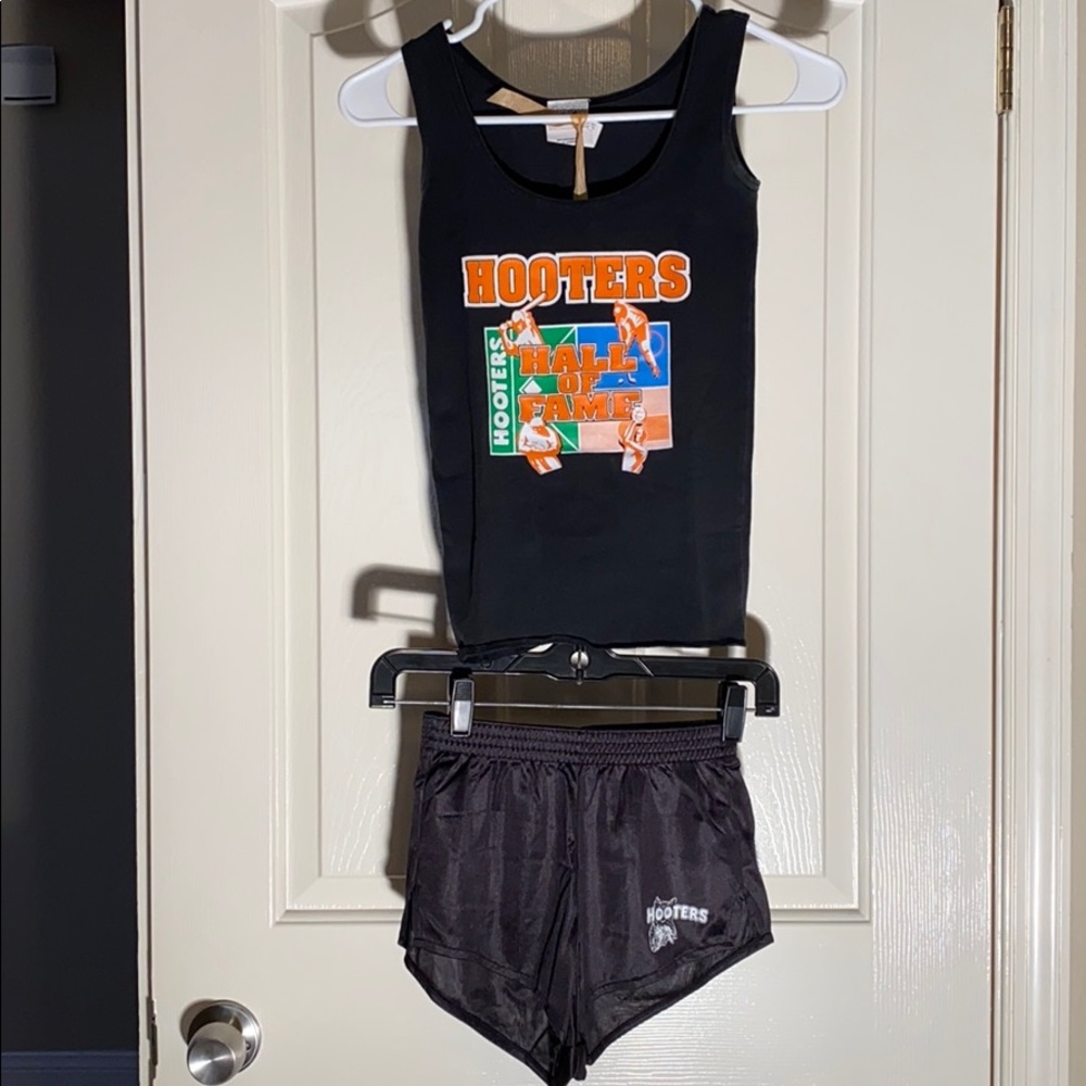 Vintage Hooters Hall of Fame Uniform